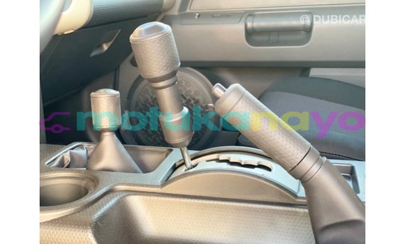 Buy Import Toyota FJ Cruiser White Car in Import - Dubai in Bandundu Buy Import Toyota FJ Cruiser White Car in Import - Dubai in Bandundu