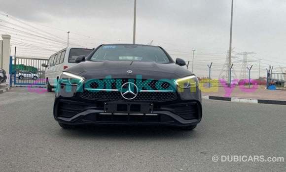 Buy Import Mercedes-Benz 190 (W201) Black Car in Import - Dubai in Bandundu Buy Import Mercedes-Benz 190 (W201) Black Car in Import - Dubai in Bandundu