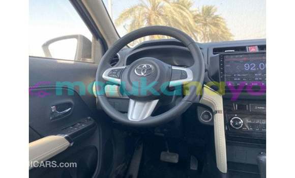 Buy Import Toyota Rush Red Car in Import - Dubai in Bandundu Buy Import Toyota Rush Red Car in Import - Dubai in Bandundu