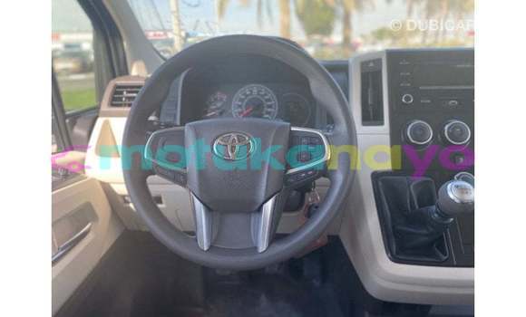 Buy Import Toyota Hiace White Car in Import - Dubai in Bandundu Buy Import Toyota Hiace White Car in Import - Dubai in Bandundu