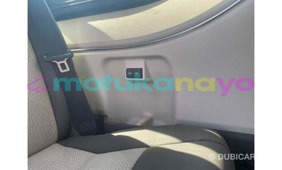 Buy Import Toyota Hiace White Car in Import - Dubai in Bandundu Buy Import Toyota Hiace White Car in Import - Dubai in Bandundu