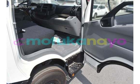 Buy Import Hino 300 Series White Truck in Import - Dubai in Bandundu Buy Import Hino 300 Series White Truck in Import - Dubai in Bandundu