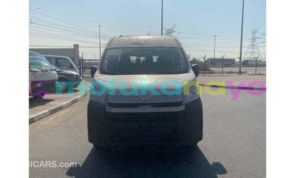 Buy Import Toyota Hiace White Car in Import - Dubai in Bandundu Buy Import Toyota Hiace White Car in Import - Dubai in Bandundu