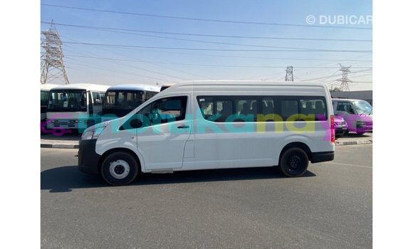 Buy Import Toyota Hiace White Car in Import - Dubai in Bandundu Buy Import Toyota Hiace White Car in Import - Dubai in Bandundu