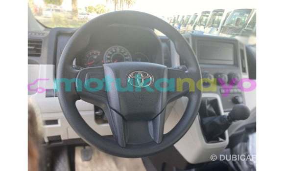 Buy Import Toyota Hiace White Car in Import - Dubai in Bandundu Buy Import Toyota Hiace White Car in Import - Dubai in Bandundu