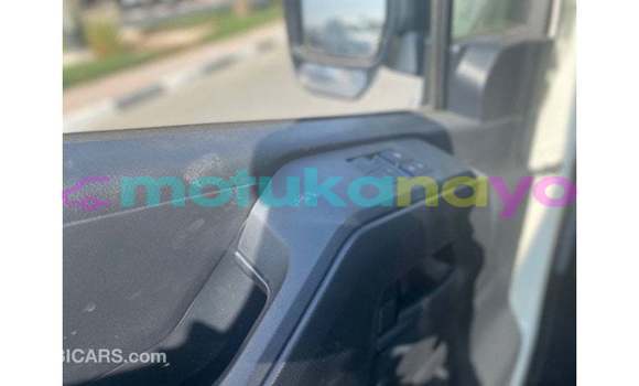 Buy Import Toyota Hiace White Car in Import - Dubai in Bandundu Buy Import Toyota Hiace White Car in Import - Dubai in Bandundu