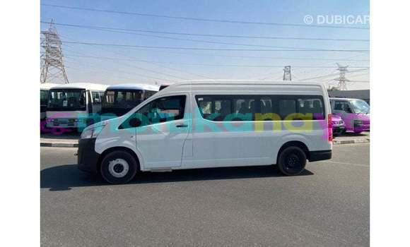 Buy Import Toyota Hiace White Car in Import - Dubai in Bandundu Buy Import Toyota Hiace White Car in Import - Dubai in Bandundu
