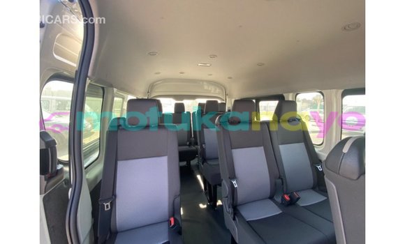 Buy Import Toyota Hiace White Car in Import - Dubai in Bandundu Buy Import Toyota Hiace White Car in Import - Dubai in Bandundu