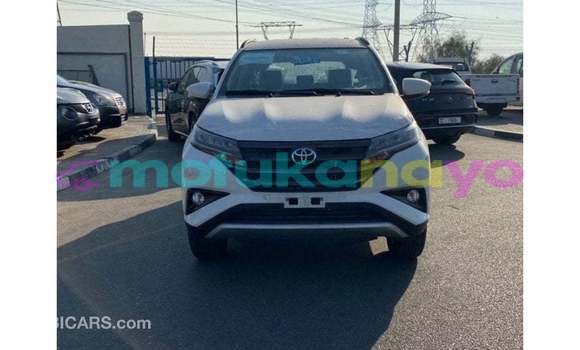 Buy Import Toyota Rush White Car in Import - Dubai in Bandundu Buy Import Toyota Rush White Car in Import - Dubai in Bandundu