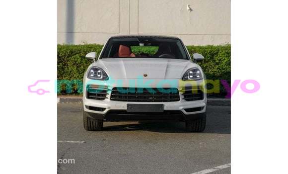 Acheter Import Voiture Porsche Cayenne Blanc à Import - Dubai, Bandundu Acheter Import Voiture Porsche Cayenne Blanc à Import - Dubai, Bandundu