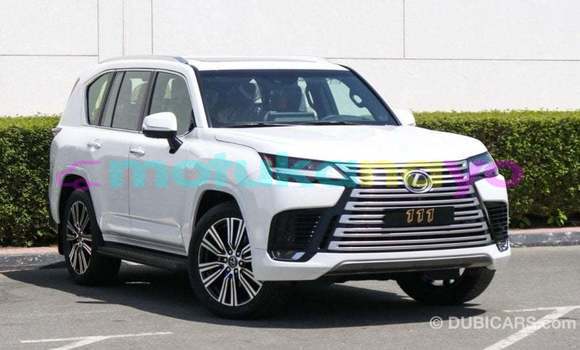 Buy Import Lexus LX White Car in Import - Dubai in Bandundu Buy Import Lexus LX White Car in Import - Dubai in Bandundu