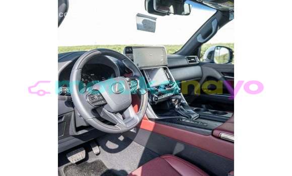 Buy Import Lexus LX White Car in Import - Dubai in Bandundu Buy Import Lexus LX White Car in Import - Dubai in Bandundu