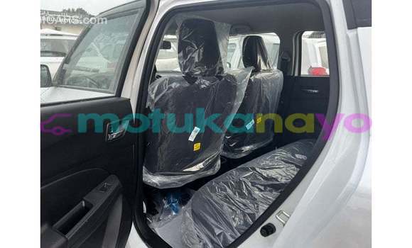 Buy Import Suzuki Swift White Car in Import - Dubai in Bandundu Buy Import Suzuki Swift White Car in Import - Dubai in Bandundu