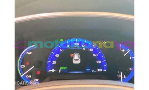 Buy Import Toyota Corolla White Car in Import - Dubai in Bandundu Buy Import Toyota Corolla White Car in Import - Dubai in Bandundu