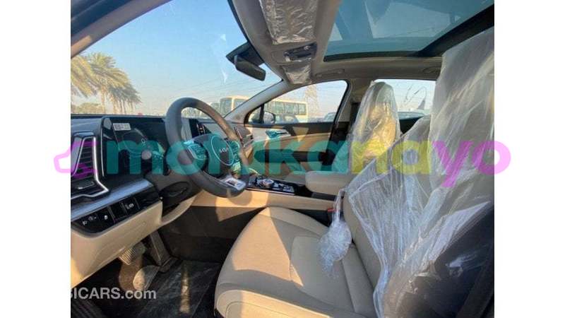 Big with watermark kia sportage bandundu import dubai 4675