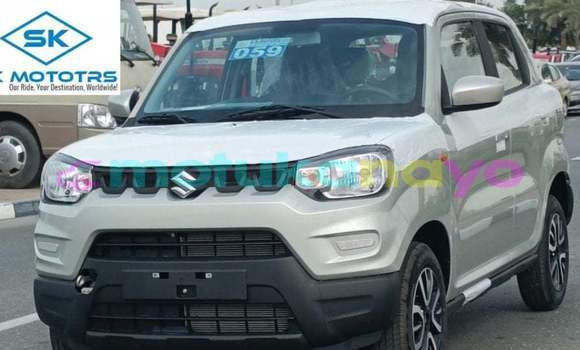 Buy Import Suzuki 750 Other Bike in Import - Dubai in Bandundu