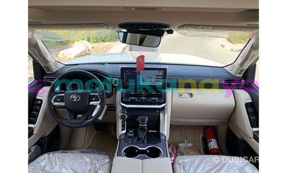 Buy Import Toyota Land Cruiser White Car in Import - Dubai in Bandundu Buy Import Toyota Land Cruiser White Car in Import - Dubai in Bandundu
