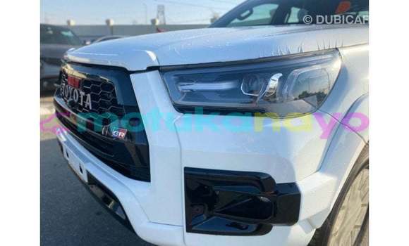 Buy Import Toyota Hilux White Car in Import - Dubai in Bandundu Buy Import Toyota Hilux White Car in Import - Dubai in Bandundu