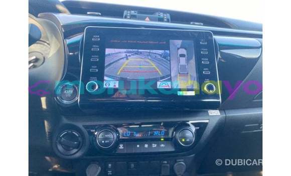 Buy Import Toyota Hilux White Car in Import - Dubai in Bandundu Buy Import Toyota Hilux White Car in Import - Dubai in Bandundu