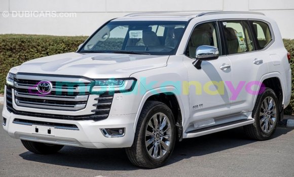 Acheter Import Voiture Toyota Land Cruiser Blanc à Import - Dubai, Bandundu Acheter Import Voiture Toyota Land Cruiser Blanc à Import - Dubai, Bandundu