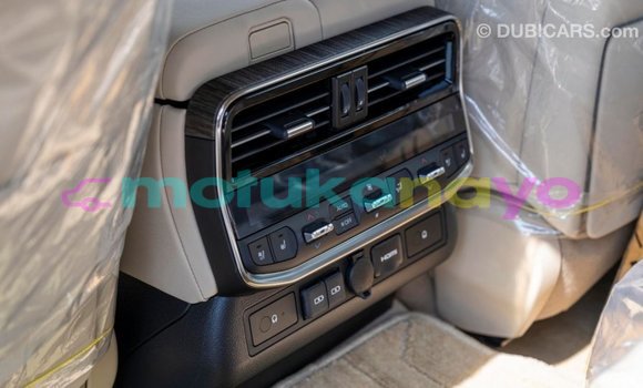 Acheter Import Voiture Toyota Land Cruiser Blanc à Import - Dubai, Bandundu Acheter Import Voiture Toyota Land Cruiser Blanc à Import - Dubai, Bandundu