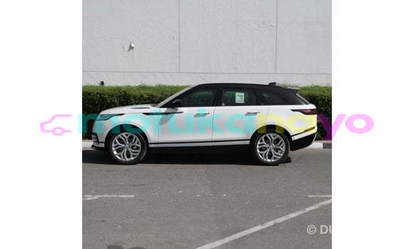 Acheter Import Voiture Land Rover Range Rover Blanc à Import - Dubai, Bandundu Acheter Import Voiture Land Rover Range Rover Blanc à Import - Dubai, Bandundu