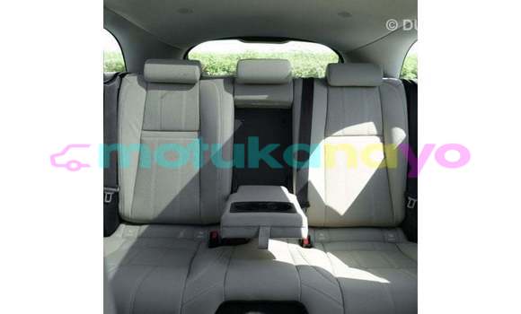 Acheter Import Voiture Land Rover Range Rover Blanc à Import - Dubai, Bandundu Acheter Import Voiture Land Rover Range Rover Blanc à Import - Dubai, Bandundu