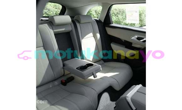 Acheter Import Voiture Land Rover Range Rover Blanc à Import - Dubai, Bandundu Acheter Import Voiture Land Rover Range Rover Blanc à Import - Dubai, Bandundu