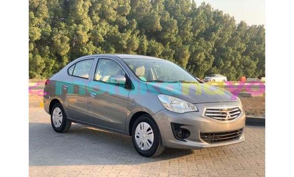 Acheter Import Voiture Mitsubishi Attrage Autre à Import - Dubai, Bandundu