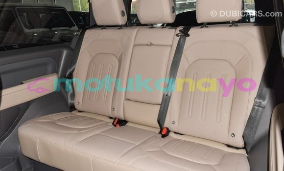 Buy Import Land Rover Defender Brown Car in Import - Dubai in Bandundu Buy Import Land Rover Defender Brown Car in Import - Dubai in Bandundu
