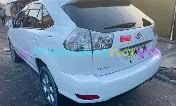 Buy Used Toyota Harrier White Car in Kinshasa in Kinshasa Buy Used Toyota Harrier White Car in Kinshasa in Kinshasa