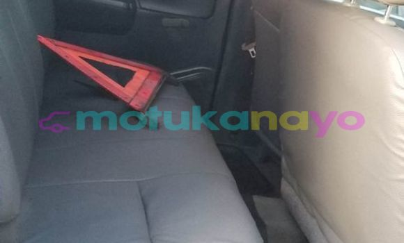 Buy Used Toyota Hilux White Car in Kinshasa in Kinshasa Buy Used Toyota Hilux White Car in Kinshasa in Kinshasa