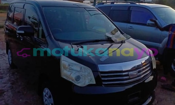Acheter Occasion Voiture Toyota Noah Noir à Kinshasa, Kinshasa Acheter Occasion Voiture Toyota Noah Noir à Kinshasa, Kinshasa