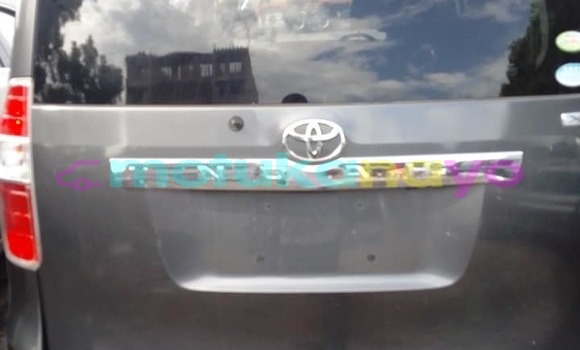 Buy Used Toyota Noah Black Car in Kinshasa in Kinshasa Buy Used Toyota Noah Black Car in Kinshasa in Kinshasa