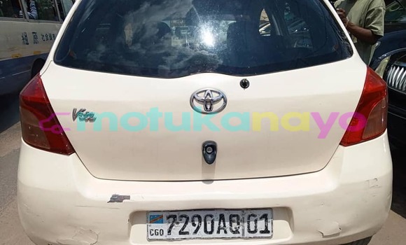Buy Used Toyota Vitz White Car in Kinshasa in Kinshasa Buy Used Toyota Vitz White Car in Kinshasa in Kinshasa