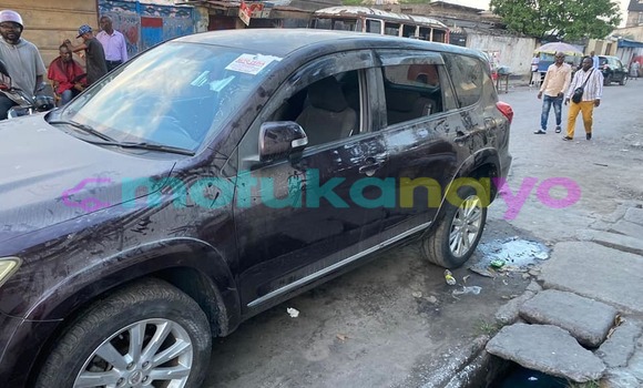 Buy Used Toyota Vanguard Black Car in Kinshasa in Kinshasa Buy Used Toyota Vanguard Black Car in Kinshasa in Kinshasa