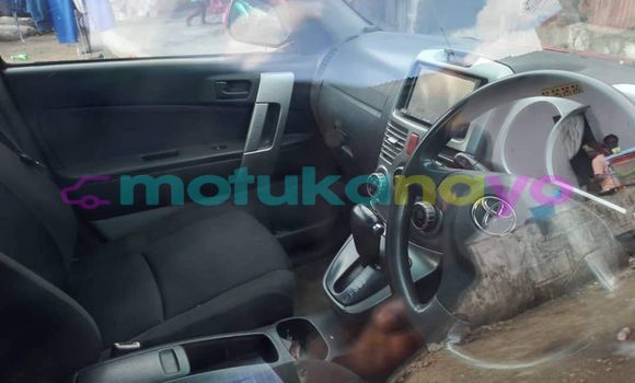 Buy Used Toyota Rush Red Car in Kinshasa in Kinshasa Buy Used Toyota Rush Red Car in Kinshasa in Kinshasa