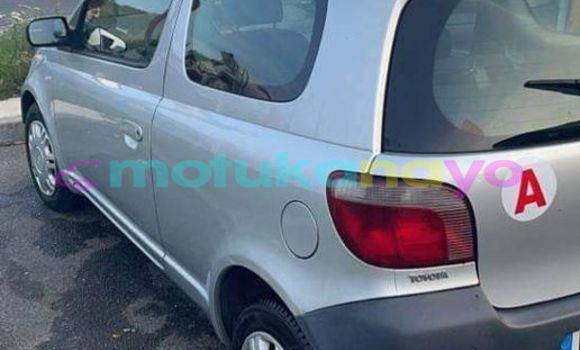 Buy Used Toyota Yaris Other Car in Kinshasa in Kinshasa Buy Used Toyota Yaris Other Car in Kinshasa in Kinshasa