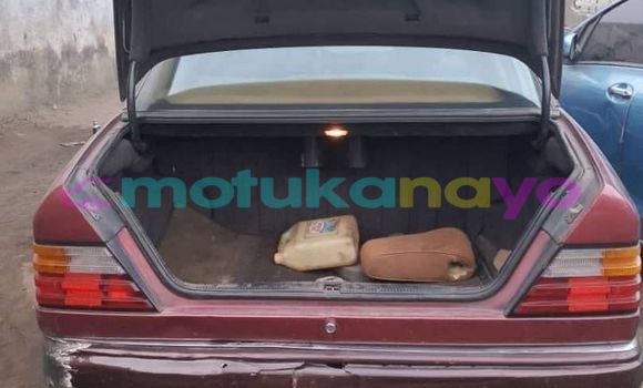 Buy Used Mercedes-Benz AMG GLC Coupe Red Car in Kinshasa in Kinshasa Buy Used Mercedes-Benz AMG GLC Coupe Red Car in Kinshasa in Kinshasa