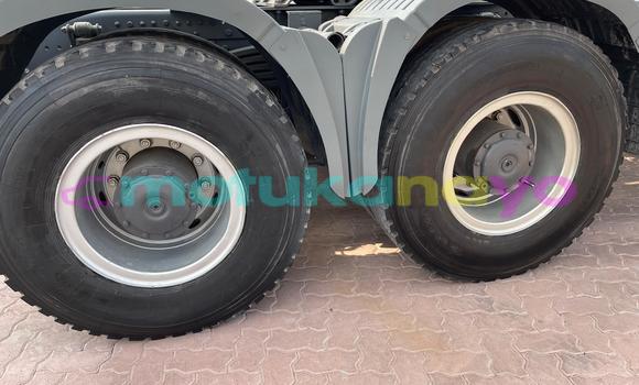 Acheter Occasion Utilitaire Mercedes‒Benz Truck Blanc à Aba, Haut-Congo Acheter Occasion Utilitaire Mercedes‒Benz Truck Blanc à Aba, Haut-Congo