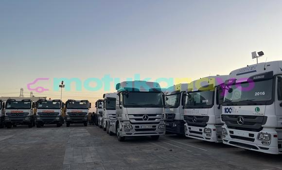 Acheter Occasion Utilitaire Mercedes‒Benz Truck Blanc à Aba, Haut-Congo Acheter Occasion Utilitaire Mercedes‒Benz Truck Blanc à Aba, Haut-Congo