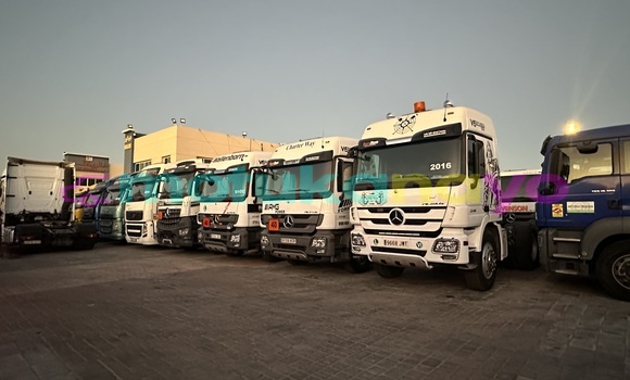 Acheter Occasion Utilitaire Mercedes‒Benz Truck Blanc à Aba, Haut-Congo Acheter Occasion Utilitaire Mercedes‒Benz Truck Blanc à Aba, Haut-Congo