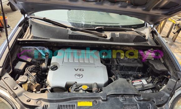 Acheter Occasion Voiture Toyota Crown Noir à Aketi, Haut-Congo Acheter Occasion Voiture Toyota Crown Noir à Aketi, Haut-Congo