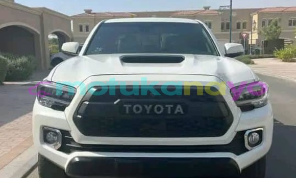 Buy Used Toyota Tacoma White Car in Kinshasa in Kinshasa Buy Used Toyota Tacoma White Car in Kinshasa in Kinshasa