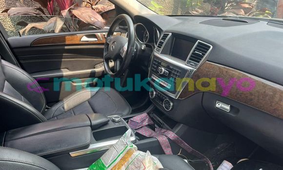 Buy Used Mercedes‒Benz ML–Class Black Car in Kinshasa in Kinshasa Buy Used Mercedes‒Benz ML–Class Black Car in Kinshasa in Kinshasa