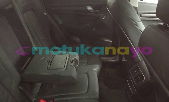 Buy Used Audi Q5 Black Car in Basankusu in Equateur Buy Used Audi Q5 Black Car in Basankusu in Equateur