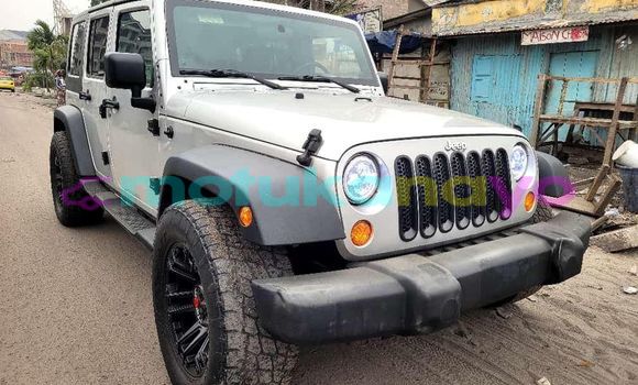 Buy Used Jeep Wrangler White Car in Kinshasa in Kinshasa Buy Used Jeep Wrangler White Car in Kinshasa in Kinshasa