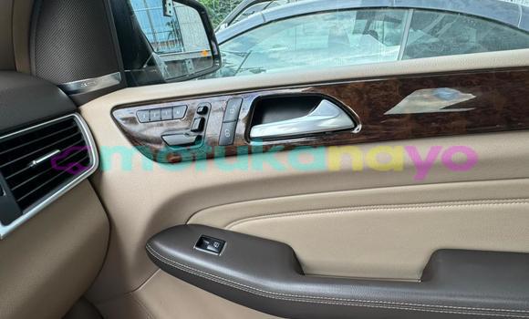 Buy Used Mercedes-Benz SLK-klasse Black Car in Kinshasa in Kinshasa Buy Used Mercedes-Benz SLK-klasse Black Car in Kinshasa in Kinshasa