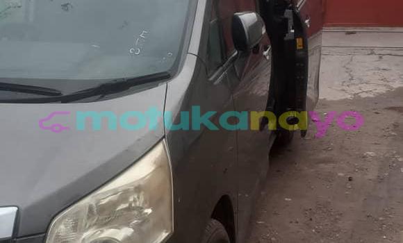 Buy Used Toyota Noah Black Car in Kinshasa in Kinshasa Buy Used Toyota Noah Black Car in Kinshasa in Kinshasa