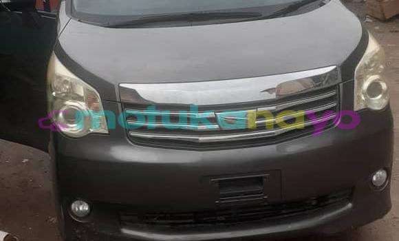 Buy Used Toyota Noah Black Car in Kinshasa in Kinshasa Buy Used Toyota Noah Black Car in Kinshasa in Kinshasa